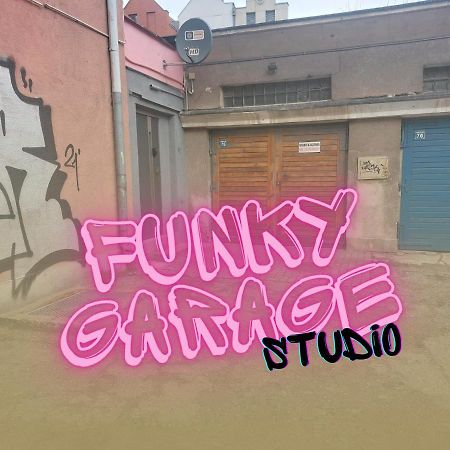 Funky garage studio Gdańsk Exteriör bild